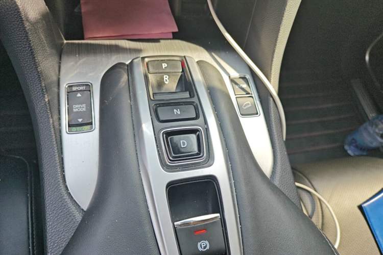 Used Honda Avancier 2020 370TURBO Two-Wheel Drive Luxury Edition Gear Lever