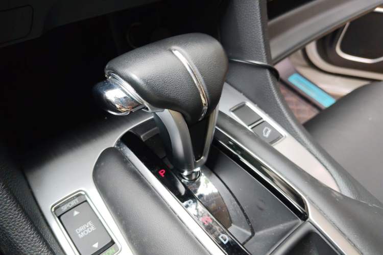 Used Honda Avancier 2020 240TURBO Front-Wheel Drive Smart Edition Gear Lever