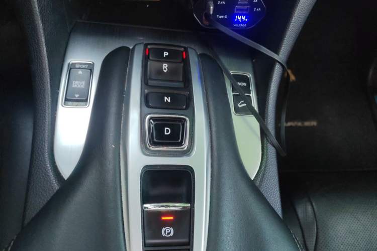 Used Honda Avancier 2020 370TURBO Four-Wheel Drive Premium Edition Gear Lever