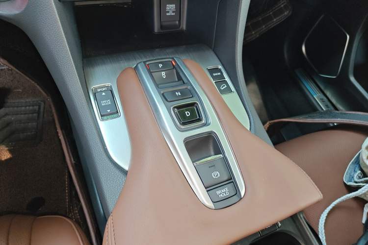 Used Honda Avancier 2020 370TURBO Four-Wheel Drive Premium Edition Gear Lever