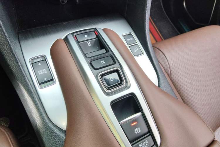 Used Honda Avancier 2020 370TURBO Four-Wheel Drive Prestige Edition Two-Tone Gear Lever