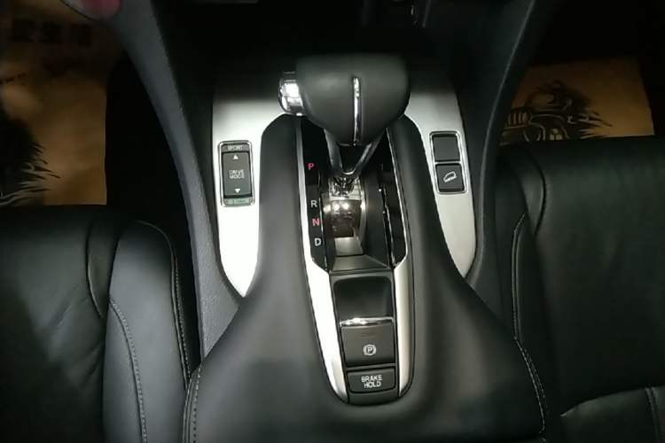 Used Honda Avancier 2020 240TURBO Two-Wheel Drive Comfort Edition Gear Lever