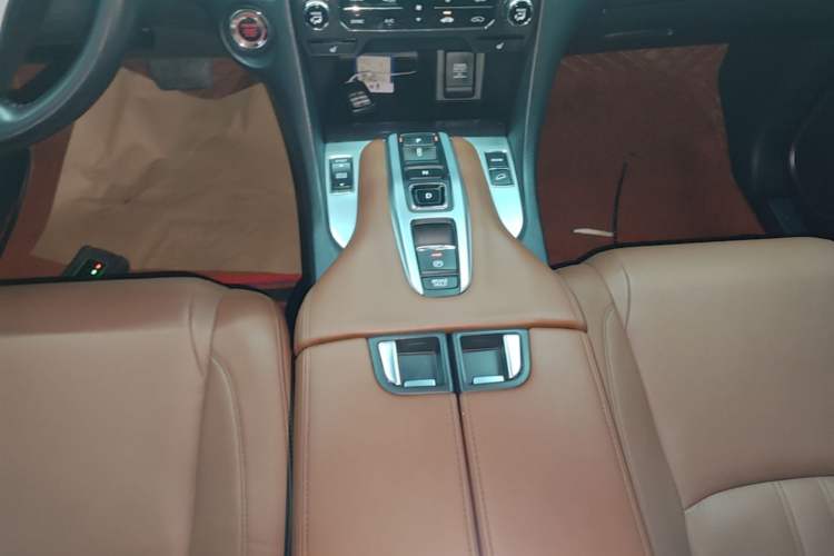 Used Honda Avancier 2020 370TURBO Two-Wheel Drive Luxury Edition Gear Lever