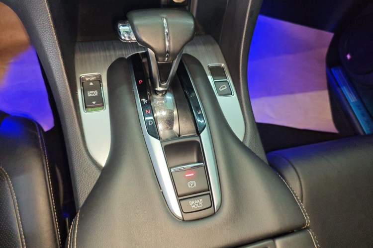 Used Honda Avancier 2020 240TURBO Two-Wheel Drive Comfort Edition Gear Lever