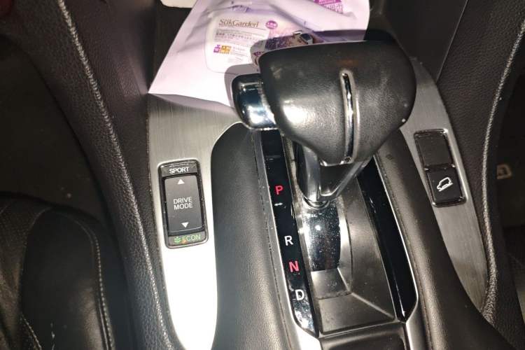 Used Honda Avancier 2020 240TURBO Two-Wheel Drive Comfort Edition Gear Lever