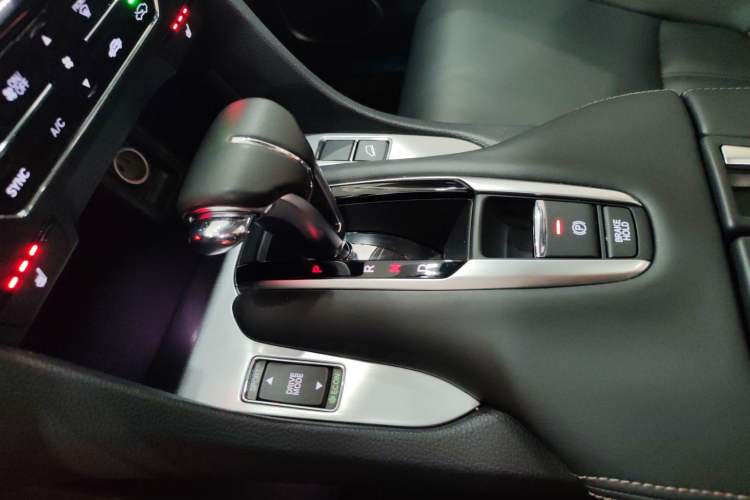 Used Honda Avancier 2020 240TURBO Front-Wheel Drive Smart Edition Gear Lever