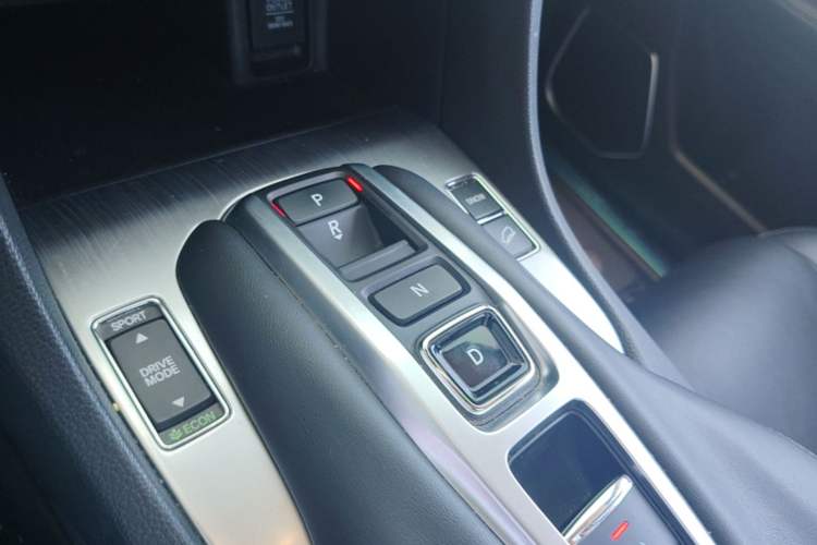 Used Honda Avancier 2020 370TURBO Four-Wheel Drive Premium Edition Gear Lever