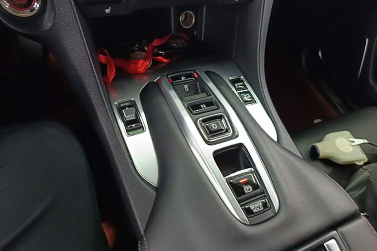Used Honda Avancier 2020 370TURBO Two-Wheel Drive Luxury Edition Gear Lever