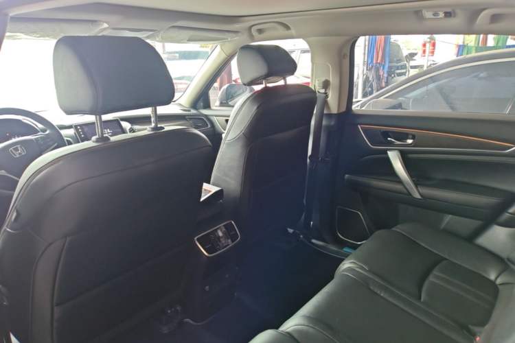 Used Honda Avancier 2020 240TURBO Two-Wheel Drive Premium Edition Headliner