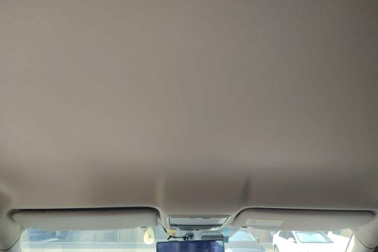 Used Honda Avancier 2020 240TURBO Two-Wheel Drive Elite Edition Headliner