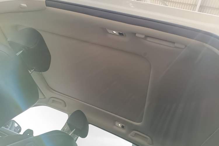 Used Honda Avancier 2020 370TURBO Four-Wheel Drive Supreme Edition Headliner