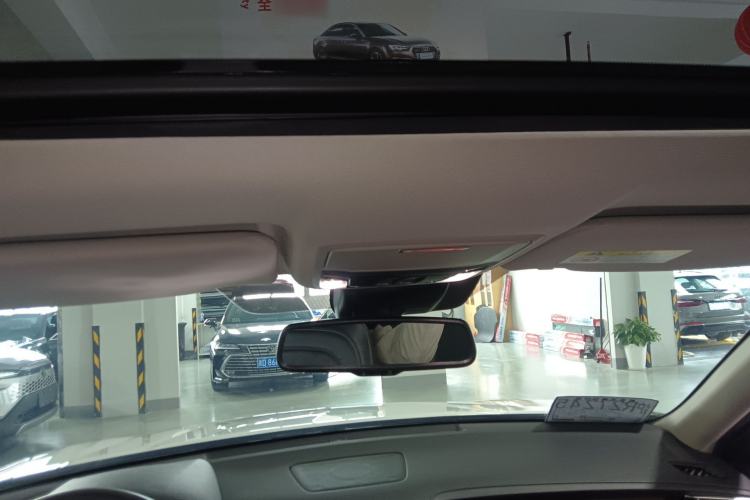 Used Honda Avancier 2020 240TURBO Two-Wheel Drive Premium Edition Headliner