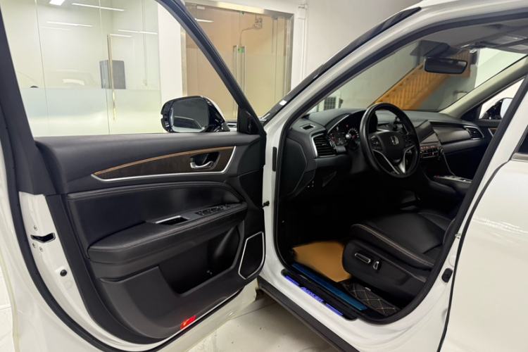 Used Honda Avancier 2020 370TURBO Four-Wheel Drive Premium Edition Interior 2