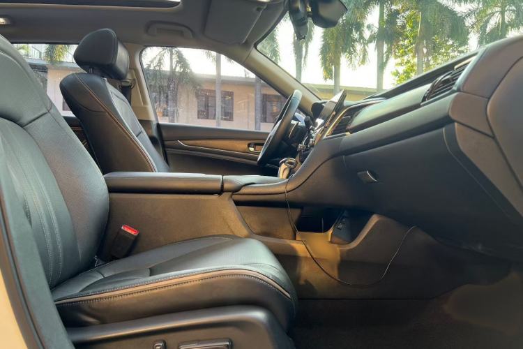 Used Honda Avancier 2020 240TURBO Two-Wheel Drive Premium Edition Interior 4