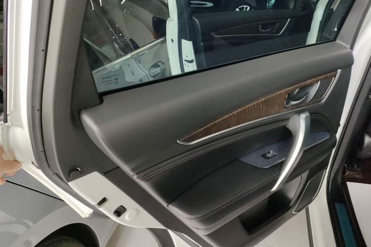 Used Honda Avancier 2020 370TURBO Two-Wheel Drive Luxury Edition Interior 8
