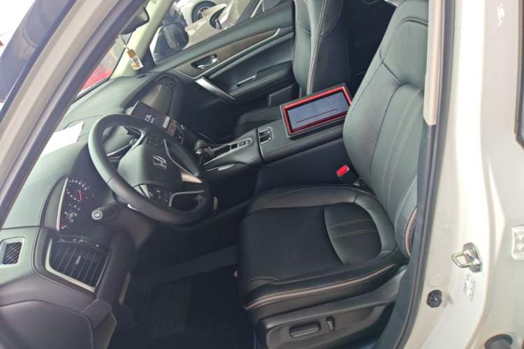 Used Honda Avancier 2020 240TURBO Two-Wheel Drive Premium Edition Left Front Seat