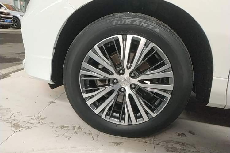 Used Honda Avancier 2020 240TURBO Two-Wheel Drive Comfort Edition Left Front Wheel Hub