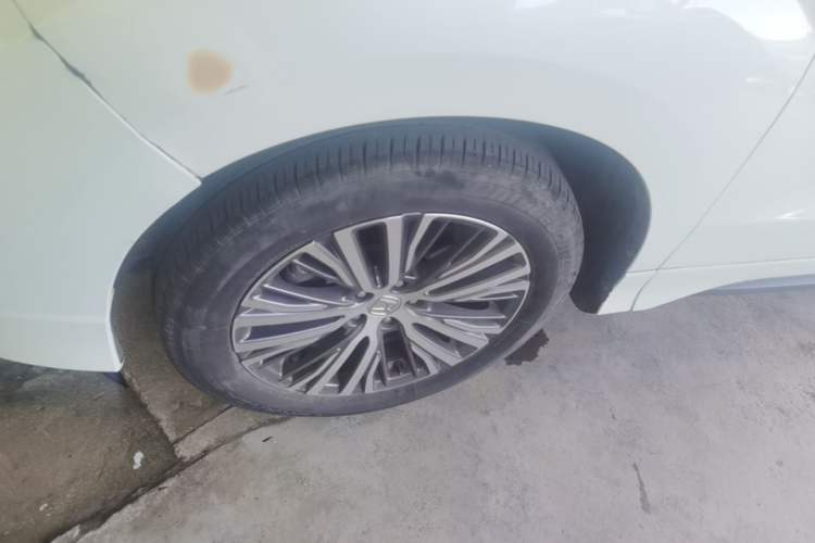 Used Honda Avancier 2020 240TURBO Two-Wheel Drive Comfort Edition Left Front Wheel Hub