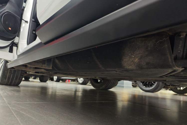 Used Honda Avancier 2020 240TURBO Two-Wheel Drive Comfort Edition Left Side Sill