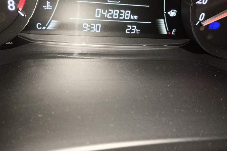 Used Honda Avancier 2020 370TURBO Two-Wheel Drive Luxury Edition Odometer Close Up