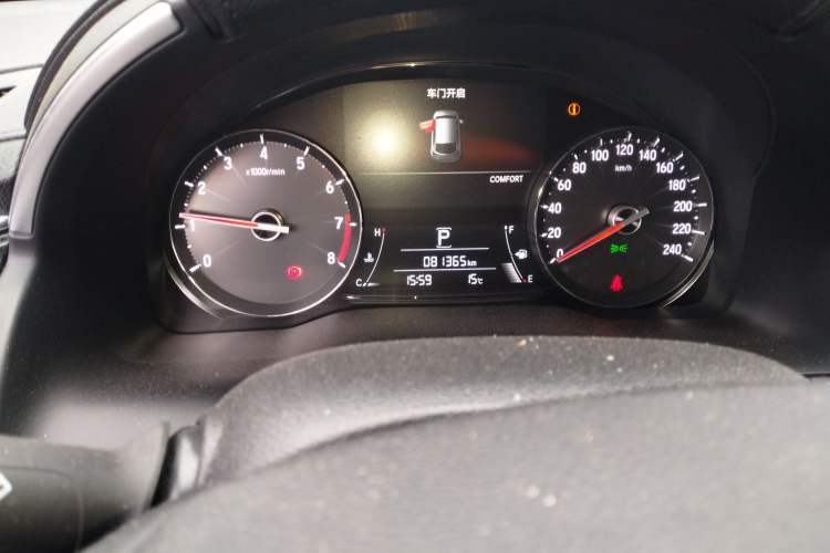 Used Honda Avancier 2020 370TURBO Four-Wheel Drive Premium Edition Odometer Close Up