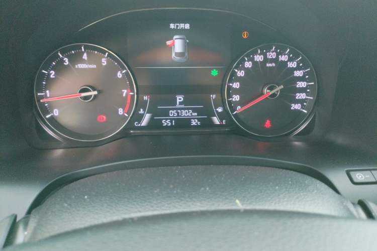 Used Honda Avancier 2020 370TURBO Two-Wheel Drive Luxury Edition Odometer Close Up