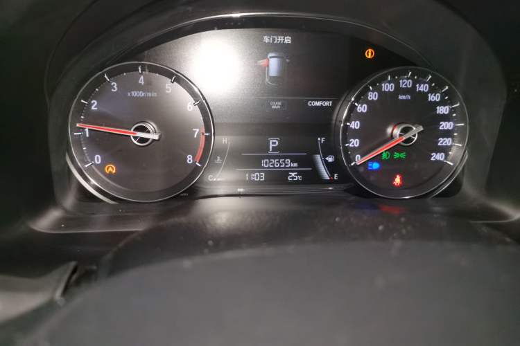 Used Honda Avancier 2020 370TURBO Two-Wheel Drive Luxury Edition Odometer Close Up