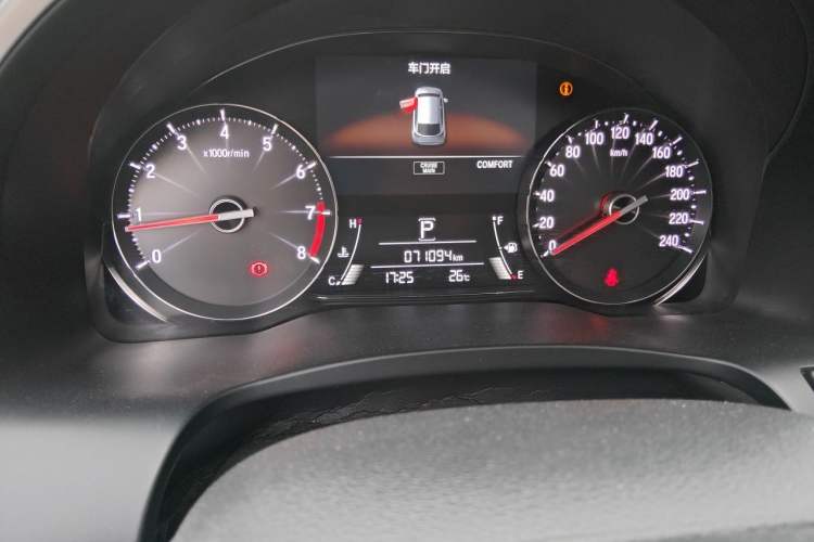 Used Honda Avancier 2020 370TURBO Four-Wheel Drive Premium Edition Odometer Close Up