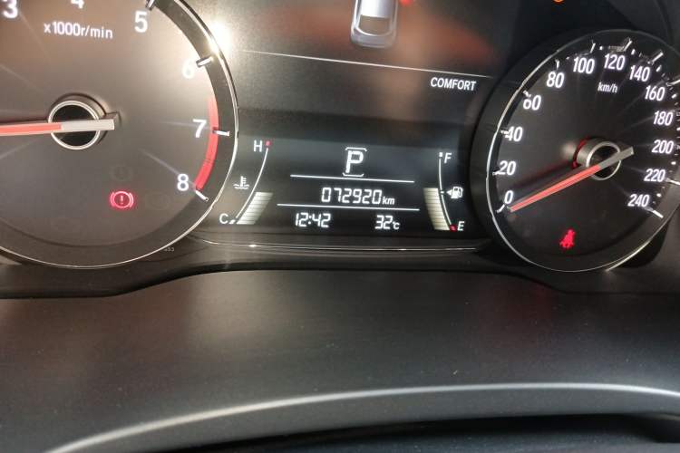 Used Honda Avancier 2020 240TURBO Front-Wheel Drive Smart Edition Odometer Close Up