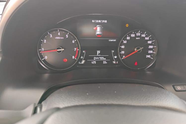 Used Honda Avancier 2020 370TURBO Two-Wheel Drive Luxury Edition Odometer Close Up
