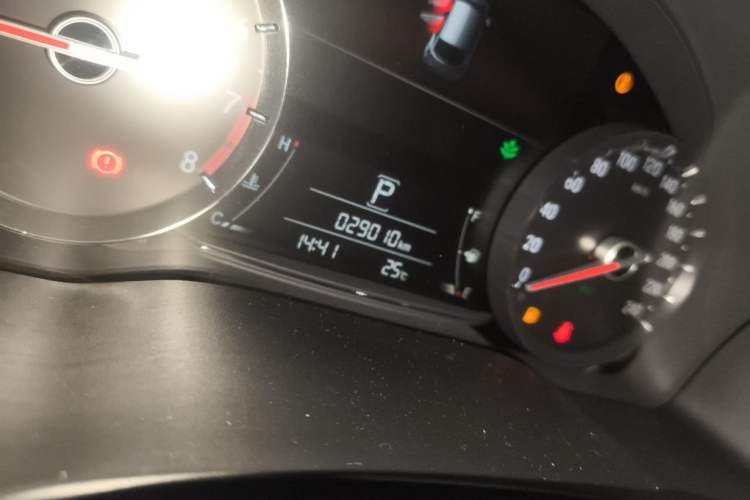 Used Honda Avancier 2020 370TURBO Four-Wheel Drive Premium Edition Odometer Close Up