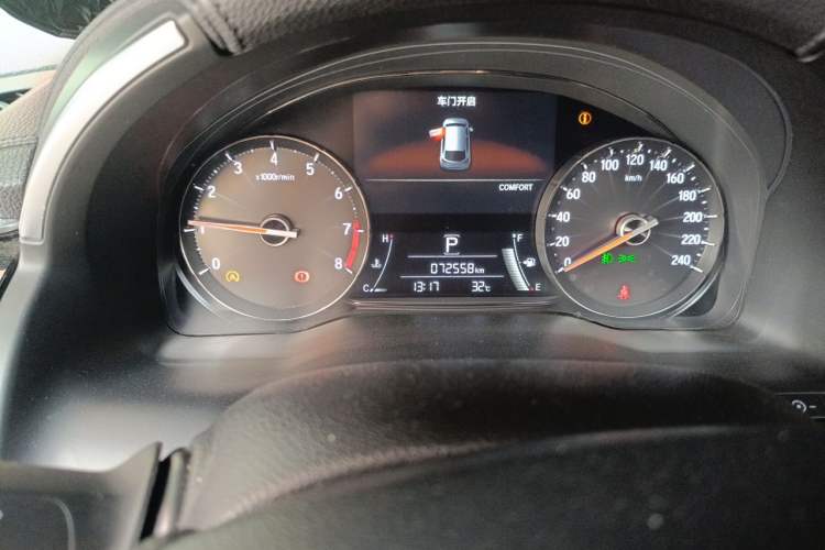 Used Honda Avancier 2020 370TURBO Four-Wheel Drive Supreme Edition Odometer Close Up