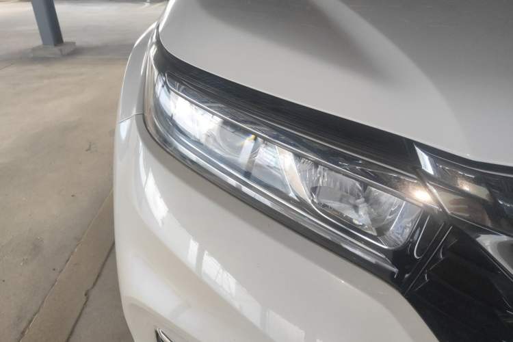 Used Honda Avancier 2020 240TURBO Two-Wheel Drive Comfort Edition Right Front Headlight