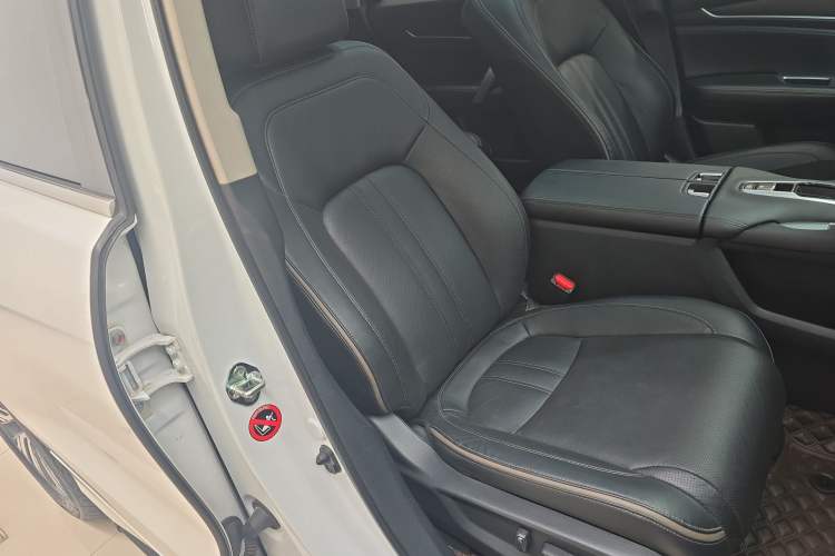Used Honda Avancier 2020 240TURBO Front-Wheel Drive Smart Edition Right Front Seat