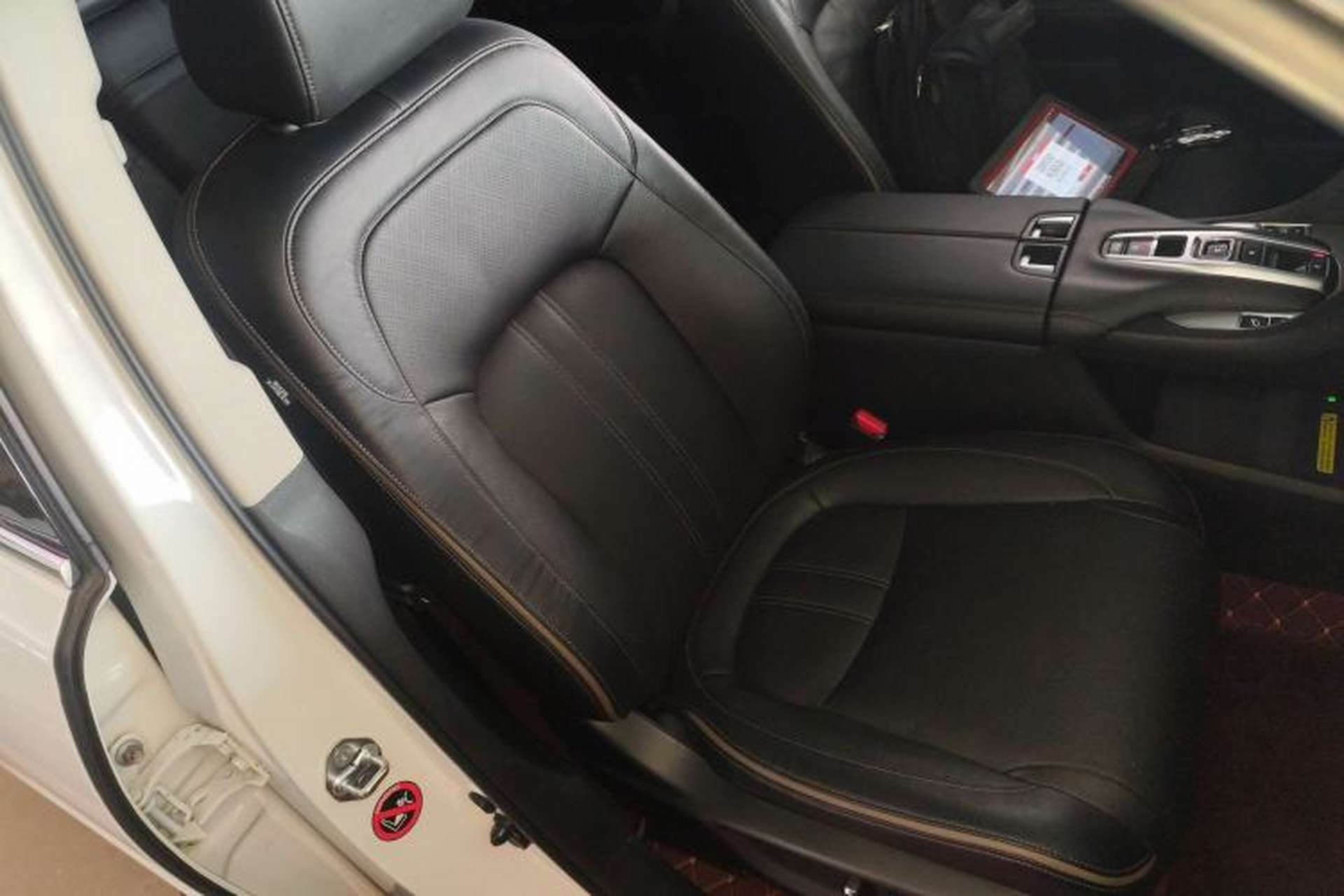 Used Honda Avancier 2020 370TURBO Four-Wheel Drive Prestige Edition Two-Tone Right Front Seat