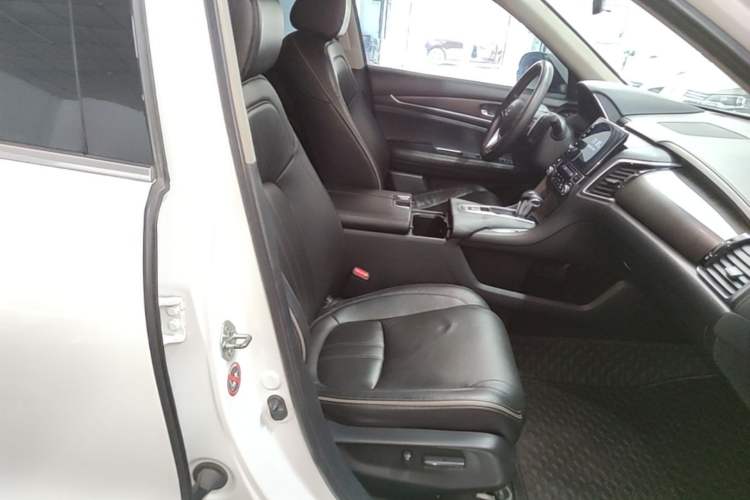 Used Honda Avancier 2020 240TURBO Two-Wheel Drive Comfort Edition Right Front Seat