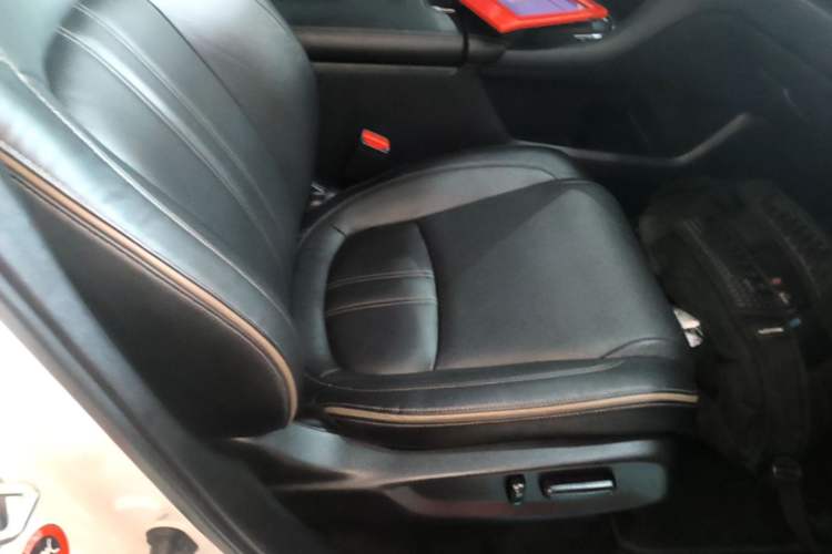 Used Honda Avancier 2020 240TURBO Two-Wheel Drive Comfort Edition Right Front Seat