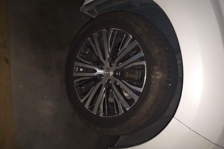 Used Honda Avancier 2020 240TURBO Two-Wheel Drive Comfort Edition Right Front Wheel Hub