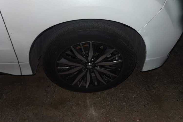 Used Honda Avancier 2020 370TURBO Two-Wheel Drive Luxury Edition Right Front Wheel Hub
