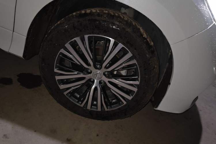 Used Honda Avancier 2020 240TURBO Front-Wheel Drive Smart Edition Right Front Wheel Hub