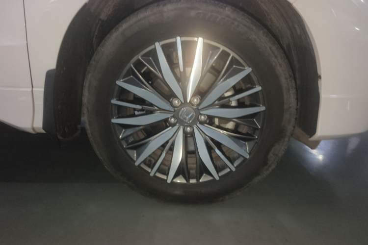 Used Honda Avancier 2020 370TURBO Two-Wheel Drive Luxury Edition Right Front Wheel Hub