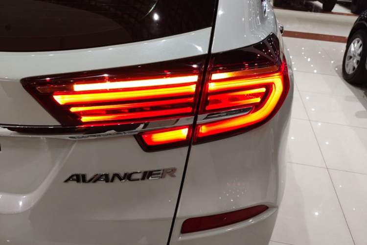 Used Honda Avancier 2020 370TURBO Two-Wheel Drive Luxury Edition Right Rear Taillight