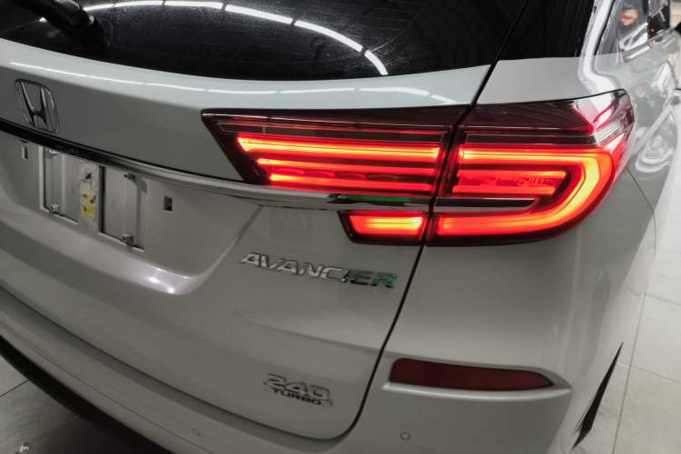 Used Honda Avancier 2020 240TURBO Front-Wheel Drive Smart Edition Right Rear Taillight