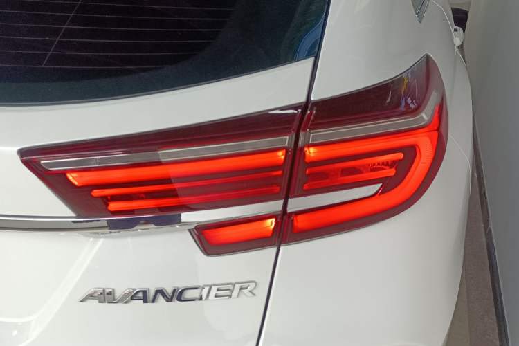 Used Honda Avancier 2020 370TURBO Four-Wheel Drive Premium Edition Right Rear Taillight