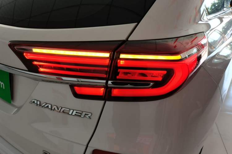 Used Honda Avancier 2020 240TURBO Two-Wheel Drive Comfort Edition Right Rear Taillight