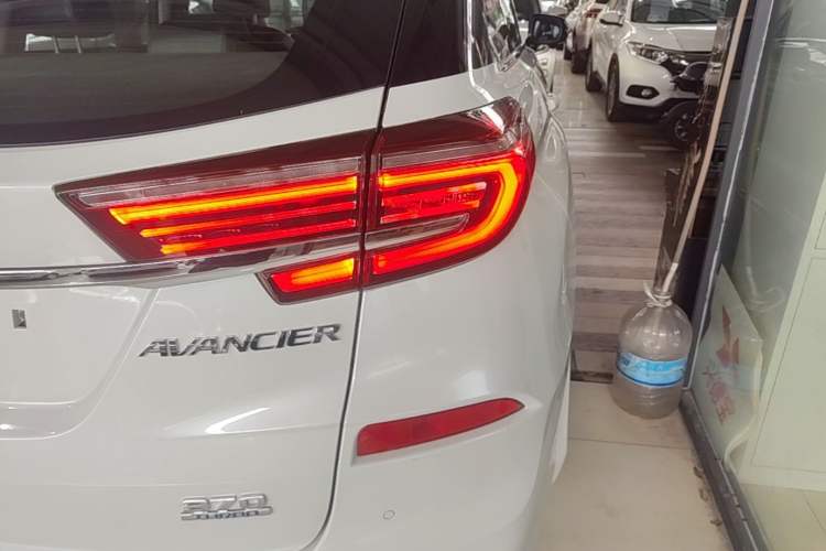 Used Honda Avancier 2020 370TURBO Four-Wheel Drive Supreme Edition Two-Tone Right Rear Taillight