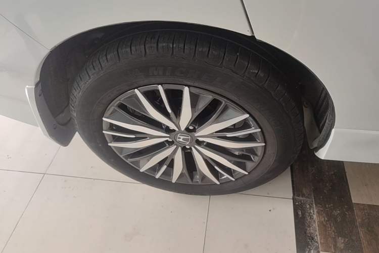 Used Honda Avancier 2020 370TURBO Four-Wheel Drive Supreme Edition Two-Tone Right Rear Wheel Hub