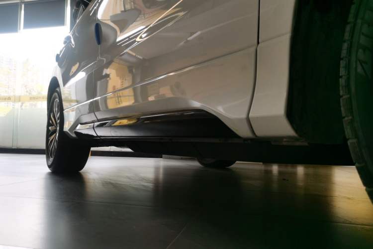 Used Honda Avancier 2020 370TURBO Two-Wheel Drive Luxury Edition Right Side Sill