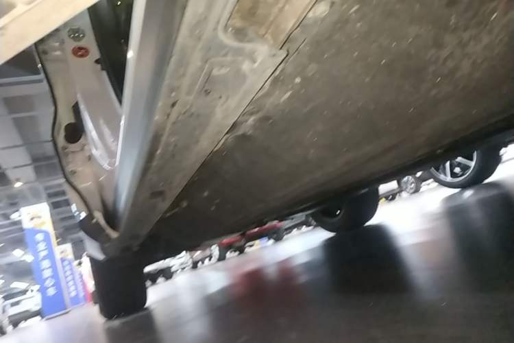 Used Honda Avancier 2020 240TURBO Two-Wheel Drive Premium Edition Right Side Sill