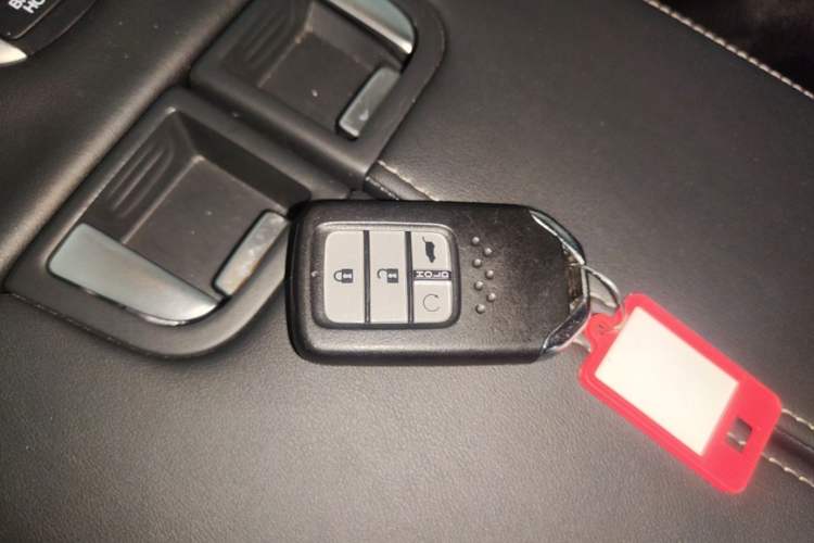 Used Honda Avancier 2020 370TURBO Four-Wheel Drive Supreme Edition Two-Tone Vehicle Key